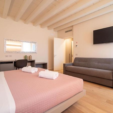Calcirelli Suites Verona Eksteriør bilde